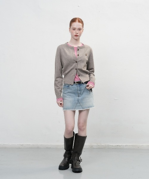 【GENERAL IDEA】ロゴ入りラウンドネック長袖カーディガン / ESSENTIAL CREW NECK CARDIGAN(カーディガン/ボレロ)|GENERAL IDEA(ジェネラルアイデア)