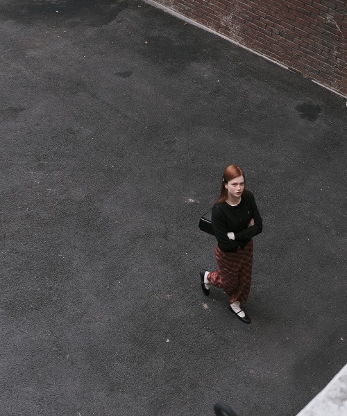 【GENERAL IDEA】ロゴ入りラウンドネック長袖カーディガン / ESSENTIAL CREW NECK CARDIGAN(カーディガン/ボレロ)|GENERAL IDEA(ジェネラルアイデア)