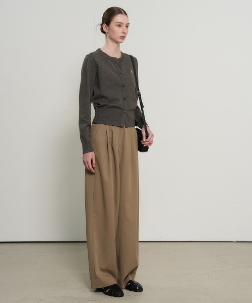 【GENERAL IDEA】ロゴ入りラウンドネック長袖カーディガン / ESSENTIAL CREW NECK CARDIGAN(カーディガン/ボレロ)|GENERAL IDEA(ジェネラルアイデア)