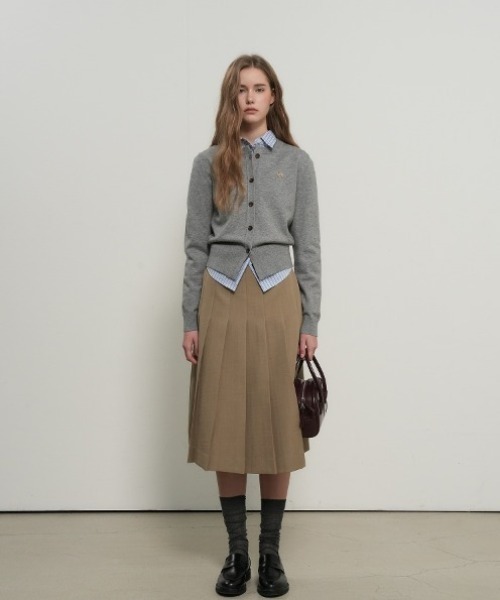 【GENERAL IDEA】ロゴ入りラウンドネック長袖カーディガン / ESSENTIAL CREW NECK CARDIGAN(カーディガン/ボレロ)|GENERAL IDEA(ジェネラルアイデア)