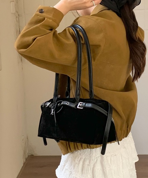 HOOK(フック)の「HOOK for girls ベルトデザイン レザールックバッグ 細長シルエット トレンドショルダー(ハンドバッグ・レディース・チョコ/ブラック/ワインレッド/ブラウン・FREE)」の2枚目の写真