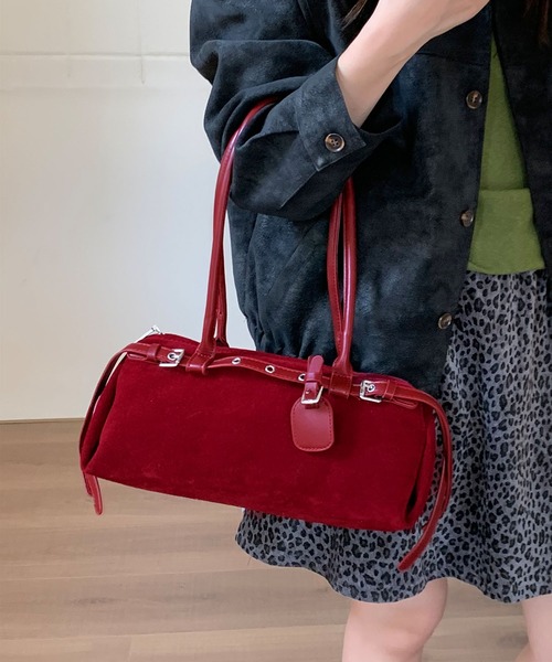 HOOK(フック)の「HOOK for girls ベルトデザイン レザールックバッグ 細長シルエット トレンドショルダー(ハンドバッグ・レディース・チョコ/ブラック/ワインレッド/ブラウン・FREE)」の4枚目の写真