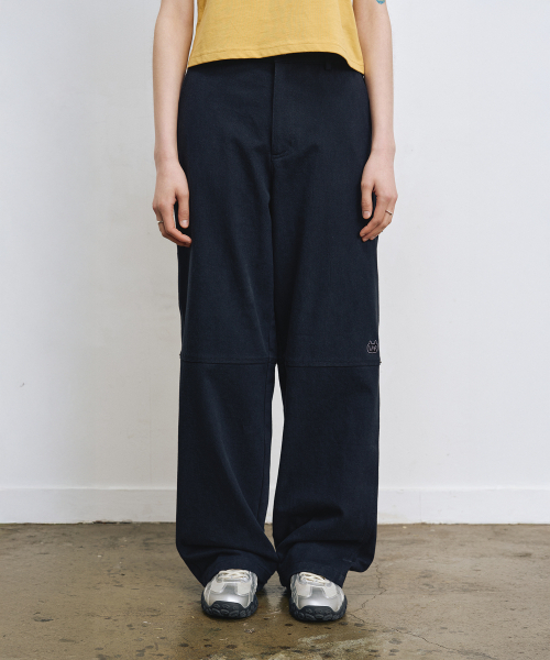 LMR(エルエムアール)の「シンボル刺繍ロゴカーペンターパンツBLACK(その他パンツ・レディース・ブラック・MEDIUM/LARGE)」の1枚目の写真