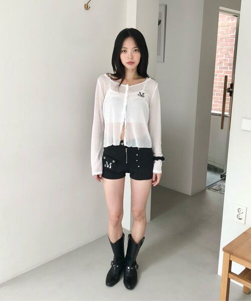 MUCENT（ムセント）の「アベリン メタルロゴリベットポイントポケットショートパンツ（その他パンツ・レディース・ブラック・FREE）」の6枚目の写真