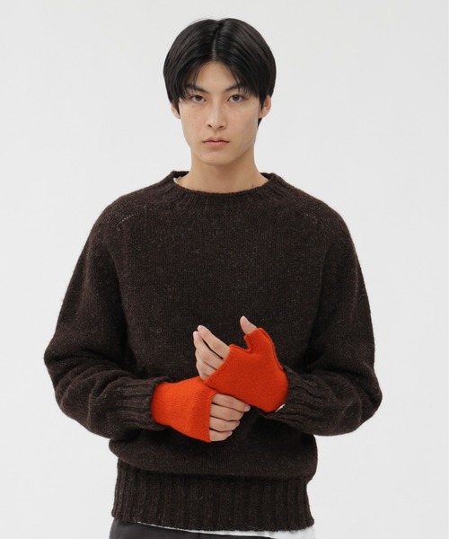 MHL.（エムエイチエル）の「FELTED DRY WOOL（手袋・レディース・ダークブラウン/オフホワイト/オレンジ・FREE）」の4枚目の写真