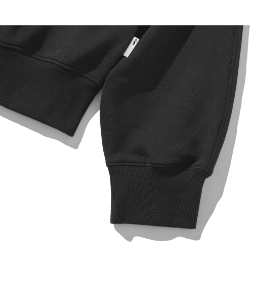 F.ILLUMINATE（フィルミネイト）の「シグニチャーアセンティックロゴスウェットシャツ-ブラック（スウェット・レディース・その他・SMALL/MEDIUM/LARGE）」の11枚目の写真