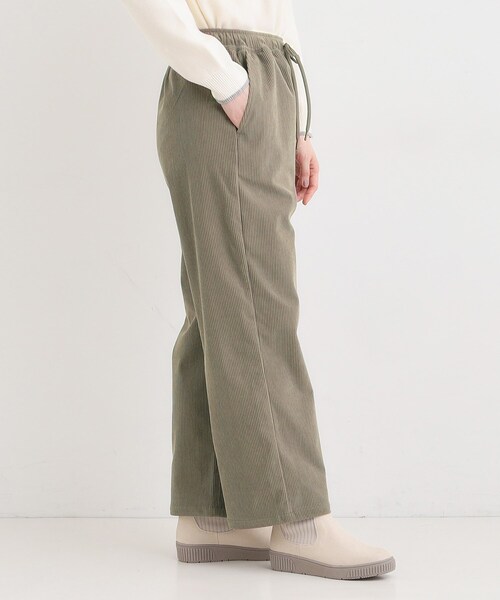 SHOO・LA・RUE(シューラルー)の「【S-LL/洗濯機可/裏起毛】あったかコーデュロイ ワイドパンツ(その他パンツ・レディース・オフホワイト/グレー/ブラウン系・04/03/02/01)」の5枚目の写真
