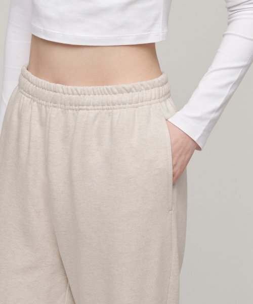 MUSINSA STANDARD WOMAN（ムシンサスタンダードウーマン）の「ウィメンズリラックスドラウンジスウェットパンツ[ヘザーベージュ]（スウェットパンツ・レディース・その他・SMALL/MEDIUM/LARGE）」の5枚目の写真