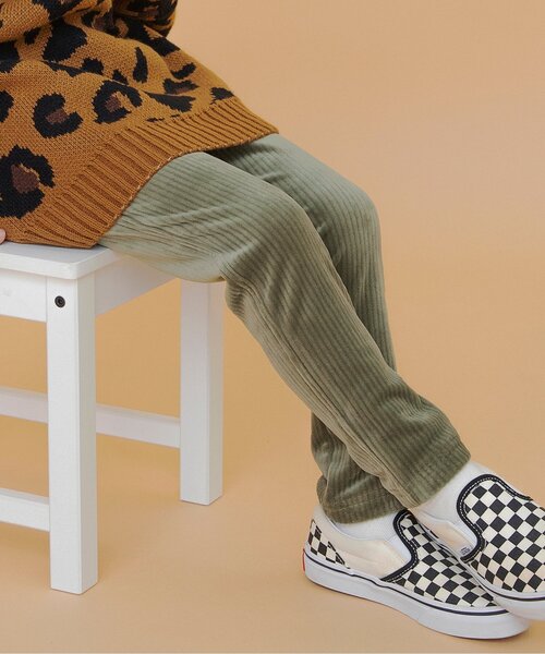 BREEZE（ブリーズ）の「【あったか】ふわとろスキニーパンツ_ジュニア対応（その他パンツ・キッズ・ブラック/カーキ/サックスブルー/イエロー/ブラウン/ピンク・80/90/100/110/120/130/140）」の3枚目の写真