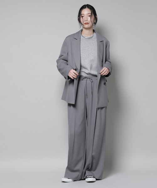 NANO universe（ナノユニバース）の「ストレッチサージピンタックイージーワイドパンツ(セットアップ可)（スラックス・レディース・グレー/ベージュ/ブラック・S/M）」の13枚目の写真
