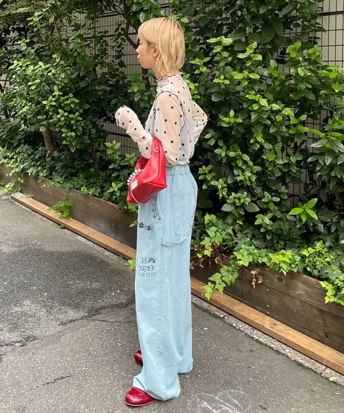 HELLO.SANFRANCISCO(ハローサンフランシスコ)の「【HELLO.SANFRANCISCO/ハローサンフランシスコ】フロッキー星柄シアートップス(Tシャツ/カットソー・レディース・イエロー/ブラック/サックスブルー・ONE SIZE)」の9枚目の写真