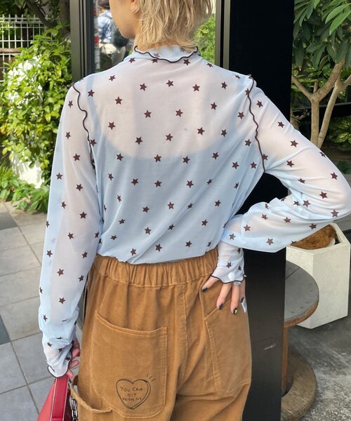 HELLO.SANFRANCISCO(ハローサンフランシスコ)の「【HELLO.SANFRANCISCO/ハローサンフランシスコ】フロッキー星柄シアートップス(Tシャツ/カットソー・レディース・イエロー/ブラック/サックスブルー・ONE SIZE)」の14枚目の写真
