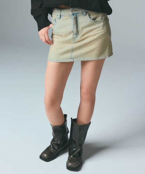 X-girl（エックスガール）の「CURSIVE LOGO DENIM MINI SKIRT（デニムスカート・レディース・ライトインディゴブルー/ピンク・S/M）」の3枚目の写真