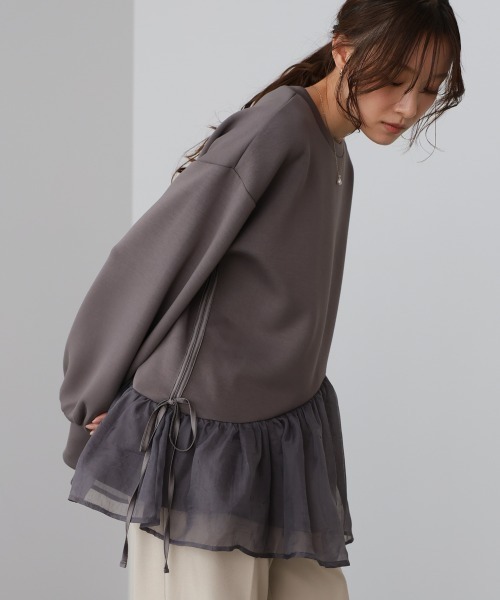 Bab(バブ)の「ペプラムオーガンジーポンチトップス(スウェット・レディース・ベージュ/ブラック/グレイッシュベージュ/チャコールグレー・FREE)」の8枚目の写真