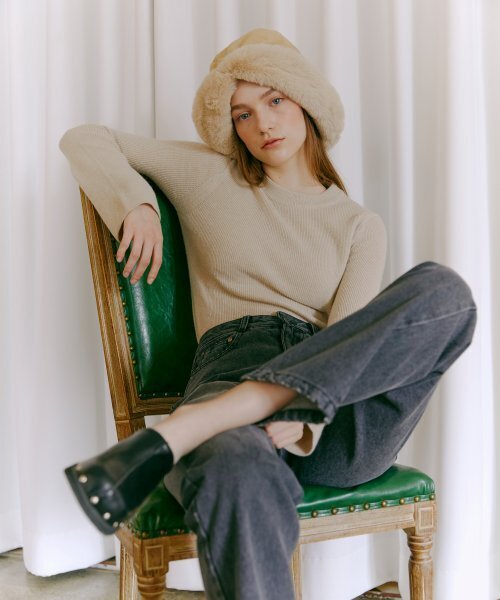 ETMON（エトモン）の「Bell Sleeve Knit Top  Beige（ニット/セーター・レディース・その他・FREE）」の3枚目の写真