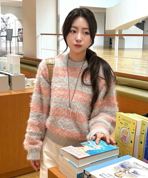 COMONINOZ（コモニノズ）の「W HAIRY STRIPE PULLOVER SWEATER [IVORY]（ニット/セーター・レディース・アイボリー・FREE）」の4枚目の写真