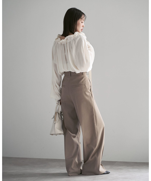 Noble（ノーブル）の「スタンドフリルボウタイブラウス（シャツ/ブラウス・レディース・ブラック/ホワイト・FREE）」の6枚目の写真