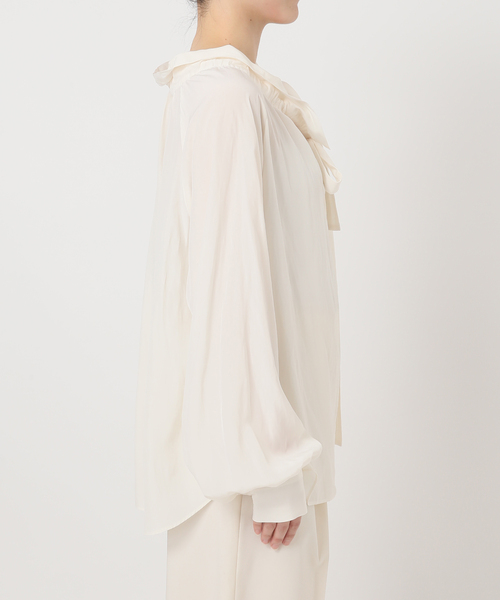 Noble（ノーブル）の「スタンドフリルボウタイブラウス（シャツ/ブラウス・レディース・ブラック/ホワイト・FREE）」の16枚目の写真