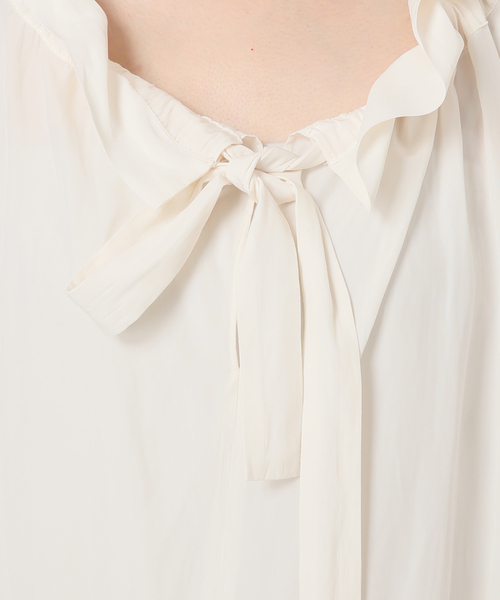 Noble（ノーブル）の「スタンドフリルボウタイブラウス（シャツ/ブラウス・レディース・ブラック/ホワイト・FREE）」の19枚目の写真