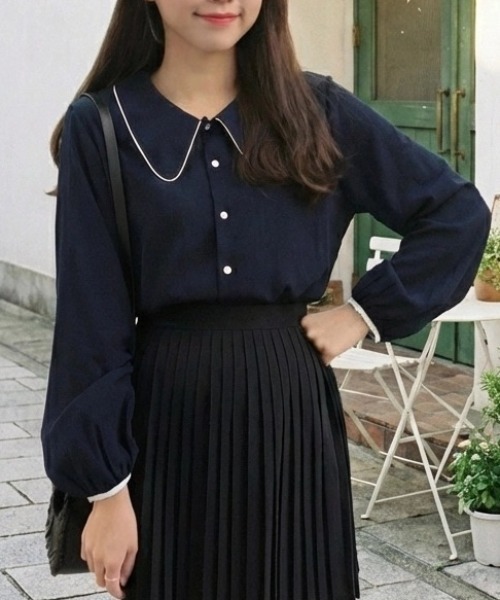 cammie(キャミー)の「パイピングデザインブラウス(シャツ/ブラウス・レディース・ネイビー/アイボリー・M/L)」の10枚目の写真