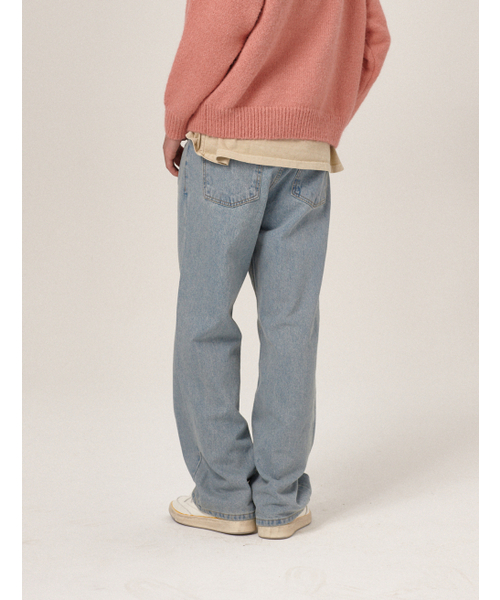 FLATWAVE IN SEOUL（フラットウェーブインソウル）の「Olas Wide Denim Pants Light Indigo（デニムパンツ・メンズ・その他・SMALL/X-LARGE/LARGE/MEDIUM）」の2枚目の写真