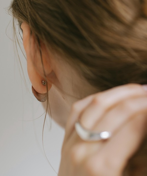 Ops.(オプス)の「ピアス 金属アレルギー対応 シルバー925 ゴールド 【Iverqua イヴェルカ】(ピアス(両耳用)・レディース・シルバー/ゴールド・ONE SIZE)」の8枚目の写真