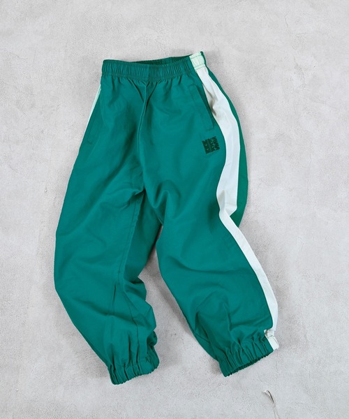 Life Support Products（ライフサポートプロダクツ）の「ナイロン切り替えラインパンツ/セットアップ可（その他パンツ・キッズ・マスタード/ターコイズブルー/ブルー/ブラック/エメラルド/アイボリー・80/90/95/100/110/120/130/140/150）」の4枚目の写真