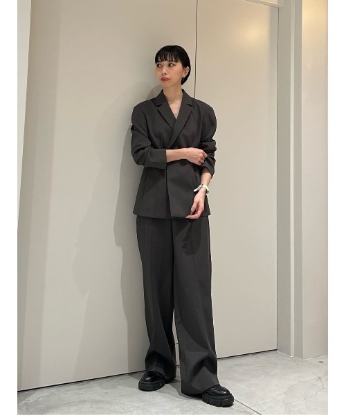 ESTNATION（エストネーション）の「THE COLUMN / ハイウエストパンツ＜THE COLUMN＞（スラックス・レディース・チャコールグレー/ベージュ・38/36）」の7枚目の写真