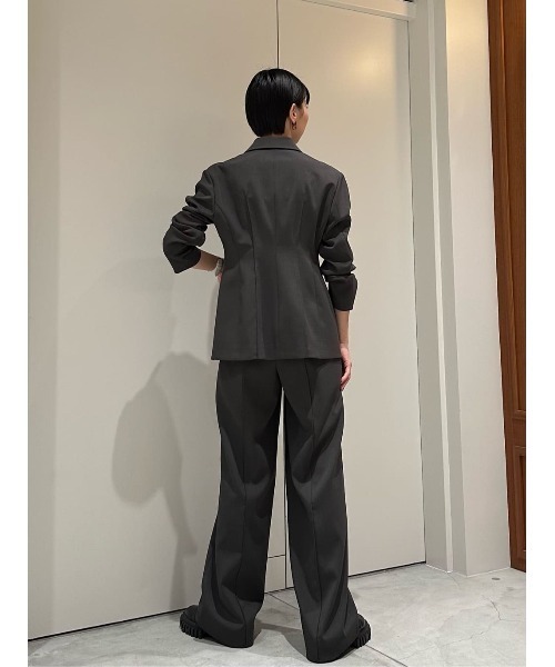 ESTNATION（エストネーション）の「THE COLUMN / ハイウエストパンツ＜THE COLUMN＞（スラックス・レディース・チャコールグレー/ベージュ・38/36）」の8枚目の写真