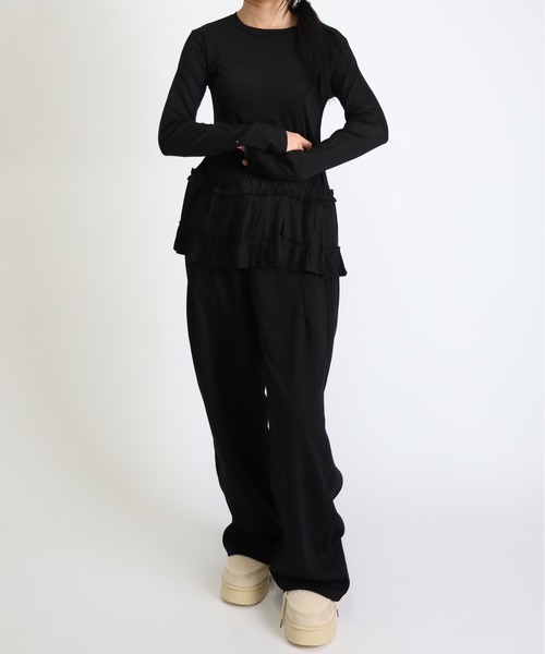 Vini（ヴィニ）の「フリルヘムトップス（Tシャツ/カットソー・レディース・ブラック/ホワイト・MEDIUM）」の18枚目の写真