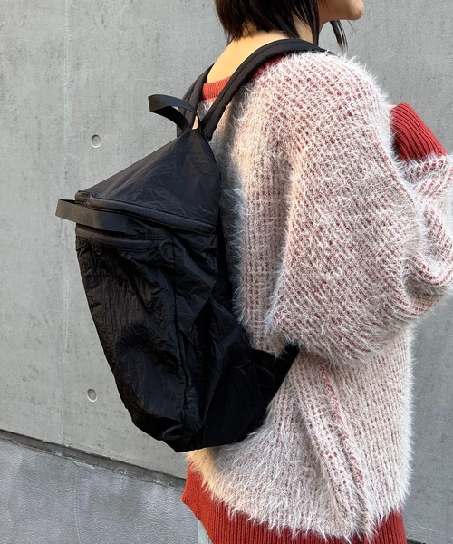 ORiental TRaffic（オリエンタルトラフィック）の「【 軽量 】折りたたみ ナップサック /BA-271 リュック（バックパック/リュック・レディース・ブラック/グレー・ﾌﾘ-）」の5枚目の写真