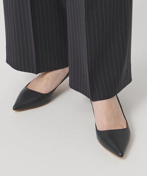 UNITED ARROWS（ユナイテッドアローズ）の「ポインテッド ソフト パンプス D.GRAY（パンプス・レディース・ダークグレー・37h/36/38/37/36h/35h）」の2枚目の写真