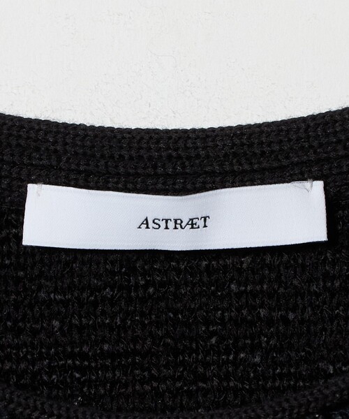 ASTRAET(アストラット)の「<ASTRAET> フリンジスリーブ クルーネックニット(ニット/セーター・レディース・ブラック/ホワイト・FREE)」の22枚目の写真