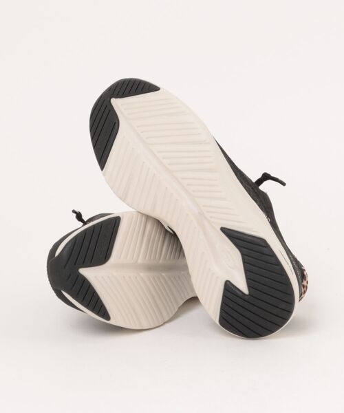 SKECHERS（スケッチャーズ）の「《SKECHERS》CONTOUR FOAM（スリッポン・レディース・ブラック/ブラウン・22.5cm/23.0cm/23.5cm/24.0cm/24.5cm/25.0cm）」の3枚目の写真