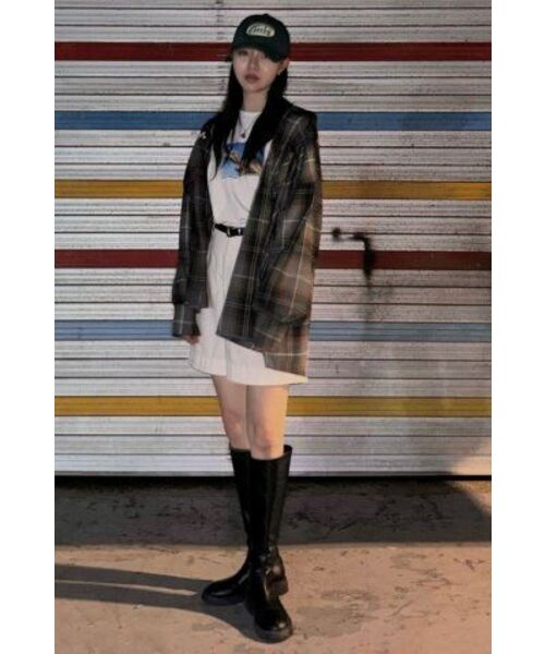 MUCENT(ムセント)の「アイコニックチェックフードシャツ(成人男女共用)(シャツ/ブラウス・レディース・ブラウン・FREE)」の15枚目の写真