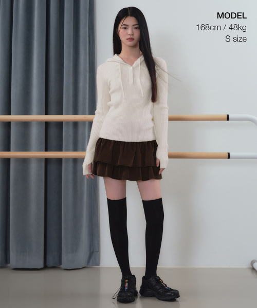 MUSINSA STANDARD WOMAN（ムシンサスタンダードウーマン）の「ウィメンズソフトブークルスリムフードパーカーニット[アイボリー]（ニット/セーター・レディース・その他・SMALL/MEDIUM/LARGE/X-SMALL）」の2枚目の写真