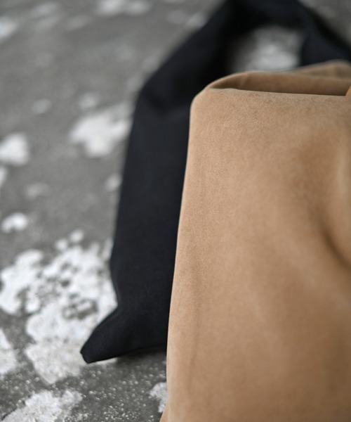 Marient(マリエント)の「Eco Suede Tote Bag / エコスエードトートバッグ(トートバッグ・レディース・ブラック/キャメル・FREE)」の10枚目の写真