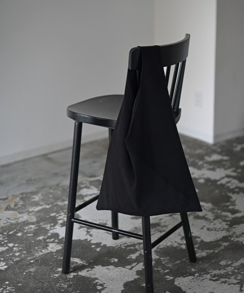 Marient(マリエント)の「Eco Suede Tote Bag / エコスエードトートバッグ(トートバッグ・レディース・ブラック/キャメル・FREE)」の14枚目の写真