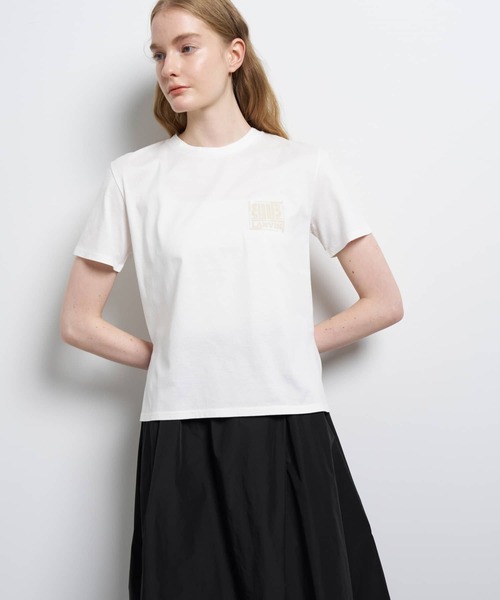 LANVIN en Bleu（ランバンオンブルー）の「ワンポイントスクエアロゴTシャツ（Tシャツ/カットソー・レディース・ブラック/ベージュ/チャコールグレー/ピンク/オフホワイト・38）」の7枚目の写真