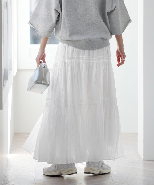 JOURNAL STANDARD relume（ジャーナルスタンダード　レリューム）の「《WEB限定追加》コットンボイルクリンクルティアードスカート（スカート・レディース・ブラック/ホワイト/ブラウン・FREE）」の21枚目の写真