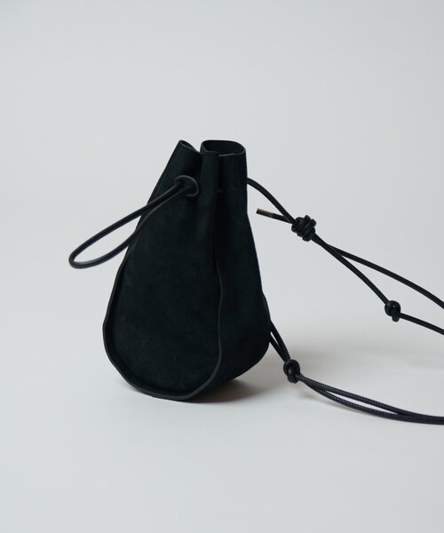 ITTI(イッチ)の「HERRIE KINCHAKU POUCH - GPM / MOSSA LDN(ショルダーバッグ・メンズ・ブラック/キャメル・FREE)」の12枚目の写真