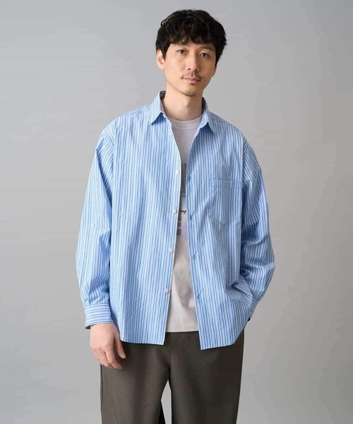 a.v.v（アーヴェヴェ）の「【洗濯機で洗える/毛玉になりにくい】ワイドストレッチストライプシャツ（シャツ/ブラウス・メンズ・ブルー/ピンク・48/46）」の2枚目の写真