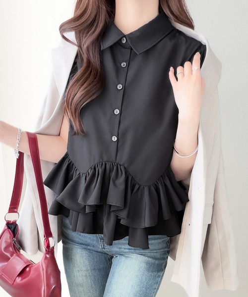 mily bilet（ミウィビレット）の「【mily bilet】360度どこから見ても可愛い！華奢見えが叶う♪無地＆ストライプ襟付き裾ダブルフリルシャツ(半袖)（シャツ/ブラウス・レディース・オフホワイト/ブルー系/ブラック・MEDIUM/SMALL/LARGE/X-LARGE）」の10枚目の写真