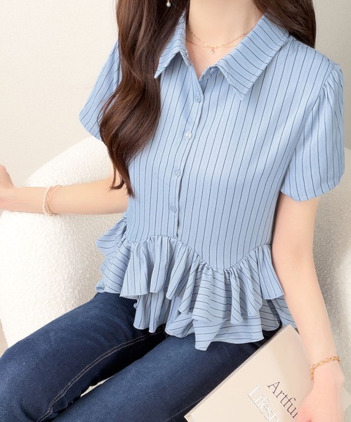 mily bilet（ミウィビレット）の「【mily bilet】360度どこから見ても可愛い！華奢見えが叶う♪無地＆ストライプ襟付き裾ダブルフリルシャツ(半袖)（シャツ/ブラウス・レディース・オフホワイト/ブルー系/ブラック・MEDIUM/SMALL/LARGE/X-LARGE）」の19枚目の写真