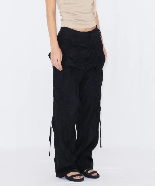 VIAVANDA（ヴィアヴァンダ）の「MULTI WAY STRINGS PANTS（その他パンツ・レディース・グレー/ブラック・FREE）」の3枚目の写真