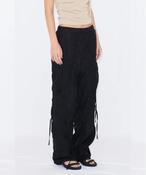 VIAVANDA（ヴィアヴァンダ）の「MULTI WAY STRINGS PANTS（その他パンツ・レディース・グレー/ブラック・FREE）」の6枚目の写真