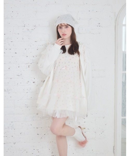Lolime by mellfy memory(ロリミー バイ メルフィーメモリー)の「ribbon frill hood zip-up(パーカー・レディース・グレー/ピンク/ホワイト・FREE)」の8枚目の写真