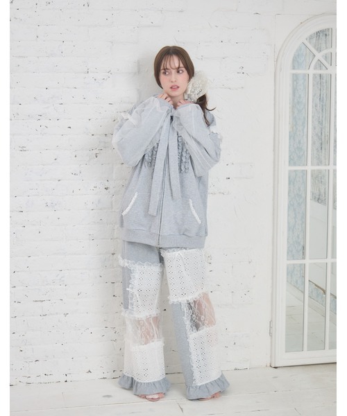 Lolime by mellfy memory(ロリミー バイ メルフィーメモリー)の「ribbon frill hood zip-up(パーカー・レディース・グレー/ピンク/ホワイト・FREE)」の12枚目の写真