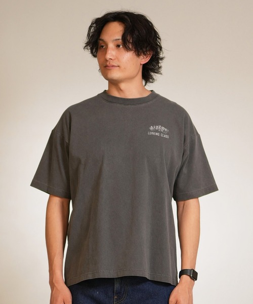 LURKING CLASS(ラーキングクラス)の「【ムラサキスポーツ限定】LURKING CLASS/ラーキングクラス 半袖 Tシャツ GOOD TIMES 2 S/S TEE ST26STM05(Tシャツ/カットソー・メンズ・ブラック/グレー・XL/L/M)」の3枚目の写真