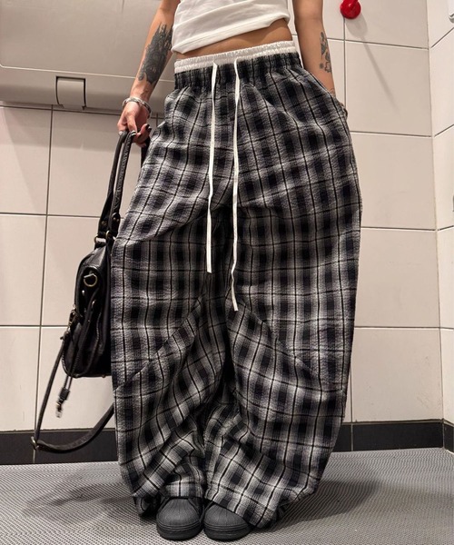 meJane（ミージェーン）の「マドラスチェック ワイドエッグパンツ（その他パンツ・レディース・ブラック系・L/M/S）」の4枚目の写真